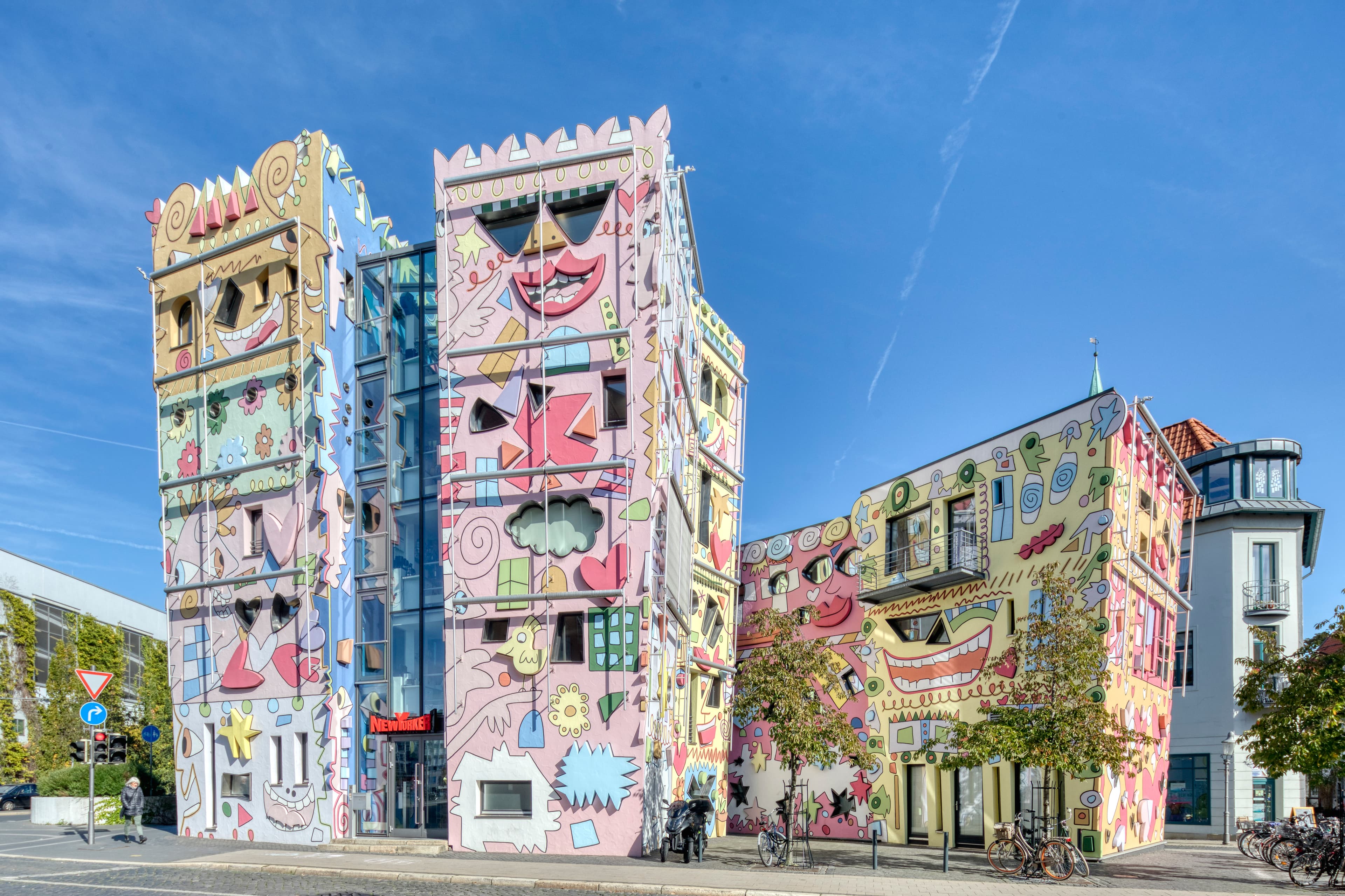 Von GROSS FORM ART bis Rizzi-Haus
